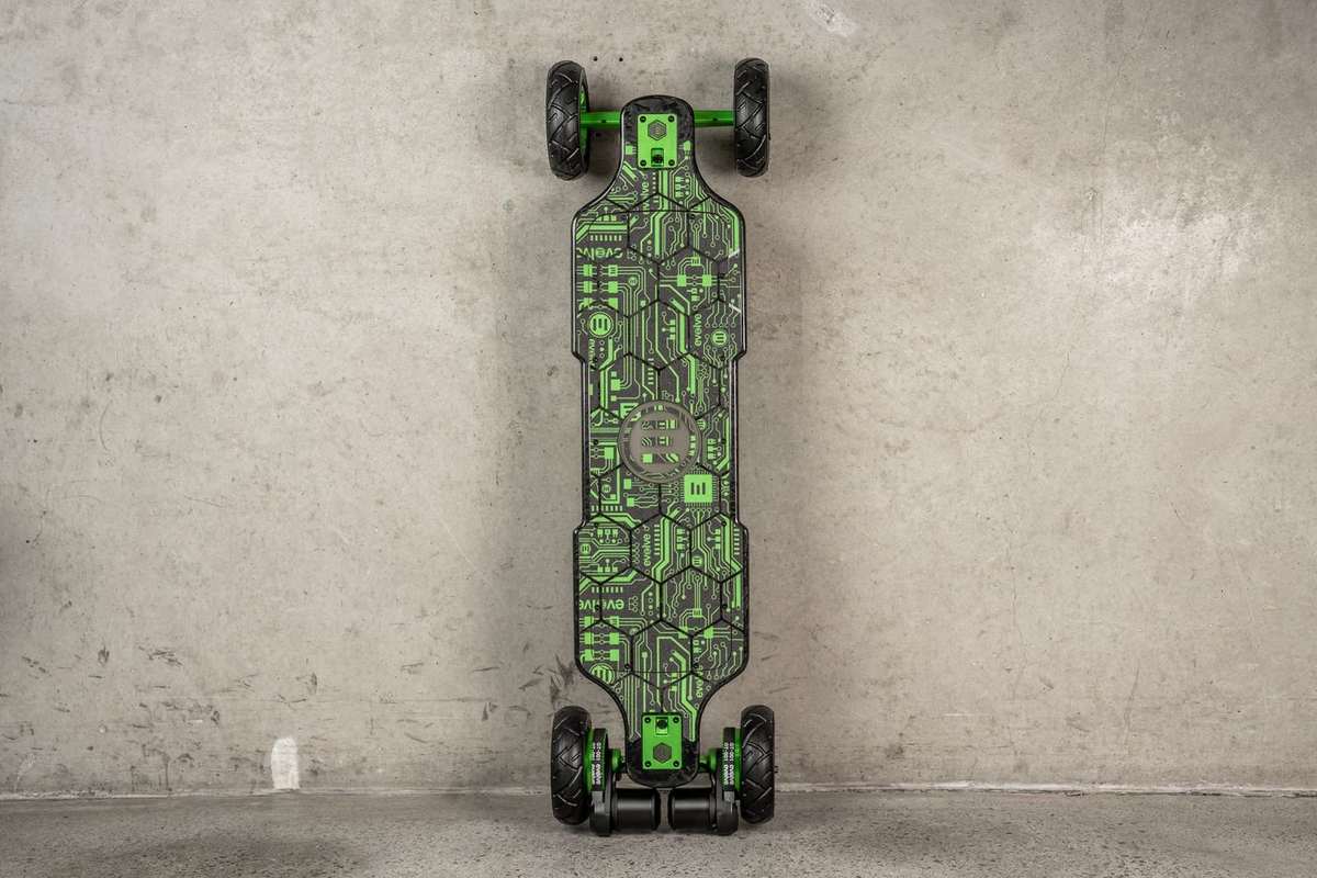 Diablo Carbon Green Mainframe overview