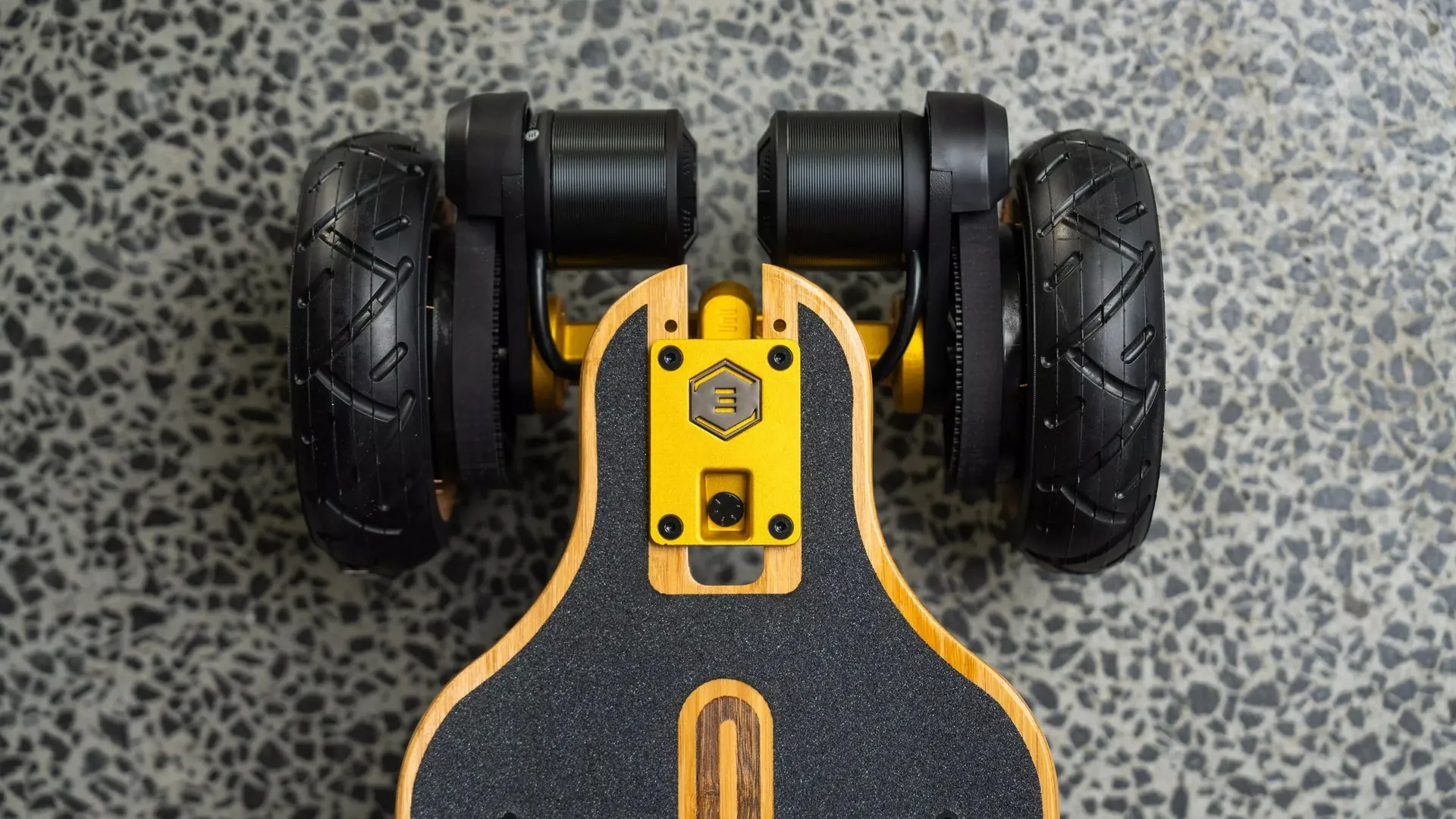 Evolve Fusion - Bottom view battery