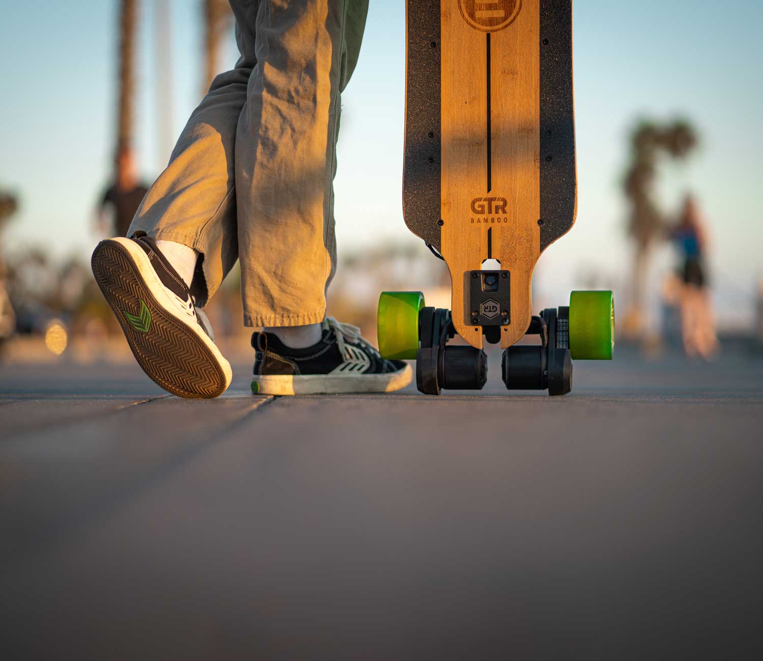 skateboard électrique evolve hadean