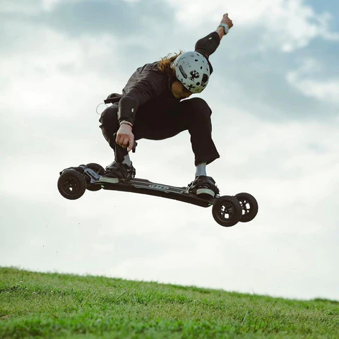 Protections en Skateboard Électrique Evolve